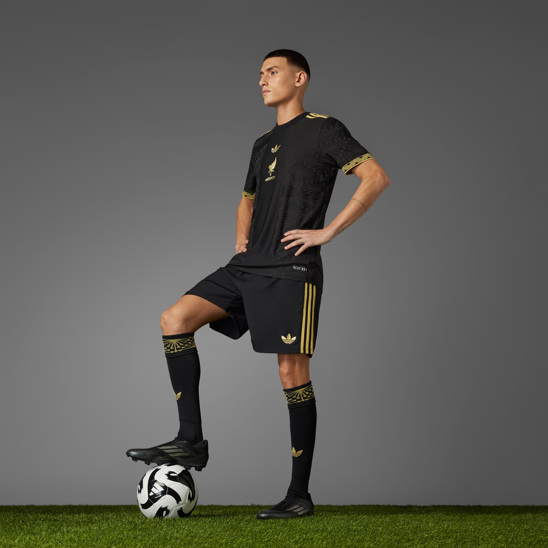 Camisa México Gold - 2025/26 Preta
