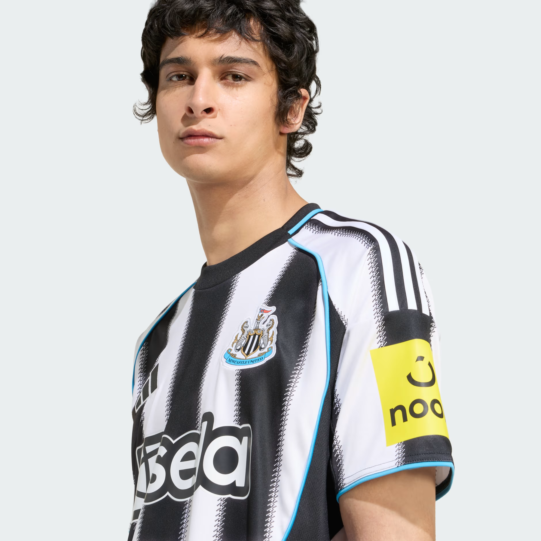 Camisa Newcastle I - 2025/26 Branca e Preta