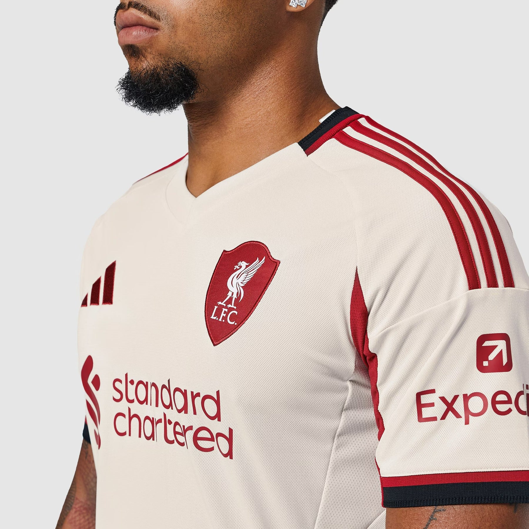 Camisa Liverpool II - 2025/26 Creme