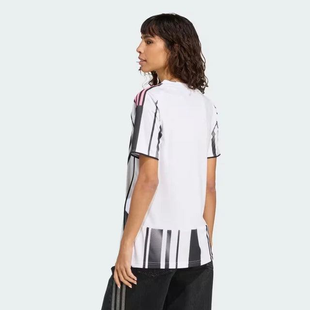 Camisa Feminina Juventus I - 2025/26 Preta e Branca