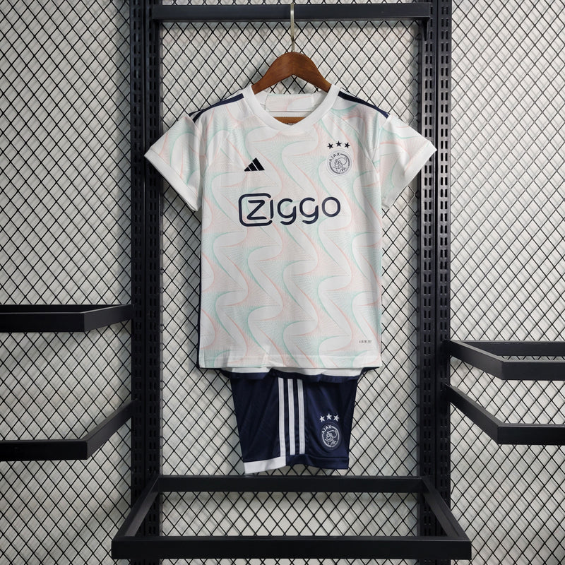 Kit Adidas Ajax I - 2023/24 Infantil