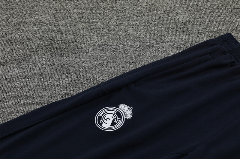 Conjunto Adidas Real Madrid Treino - 2023/24