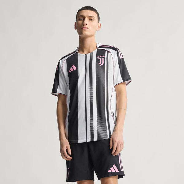 Camisa Juventus I - 2025/26 Preta e Branca