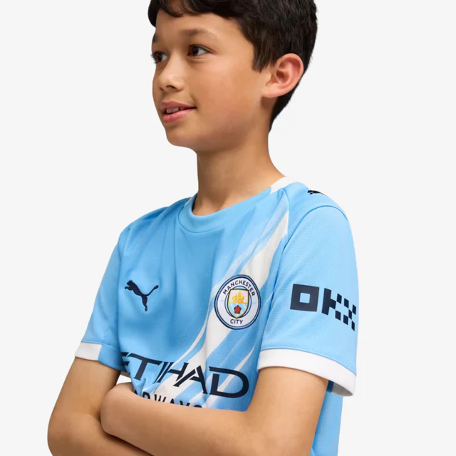 Kit Infantil Manchester City I - 2025/26 Azul e Branco