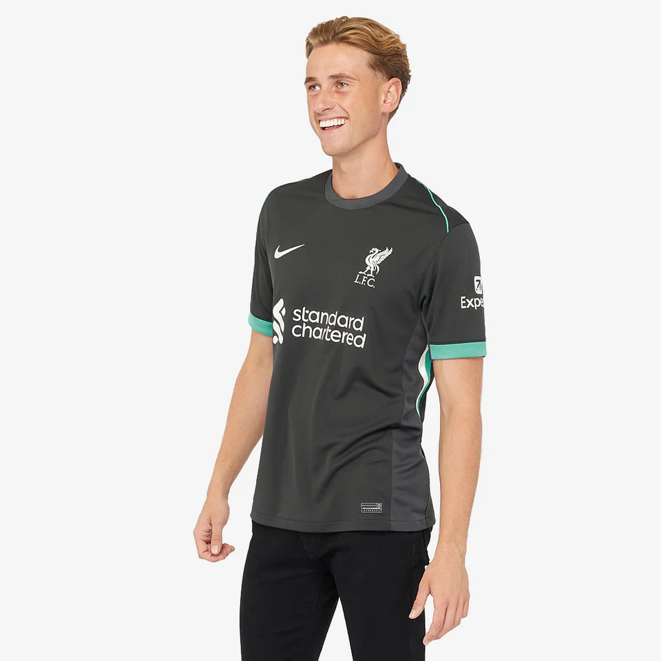 Camisa Liverpool II - 2024/25 Preta