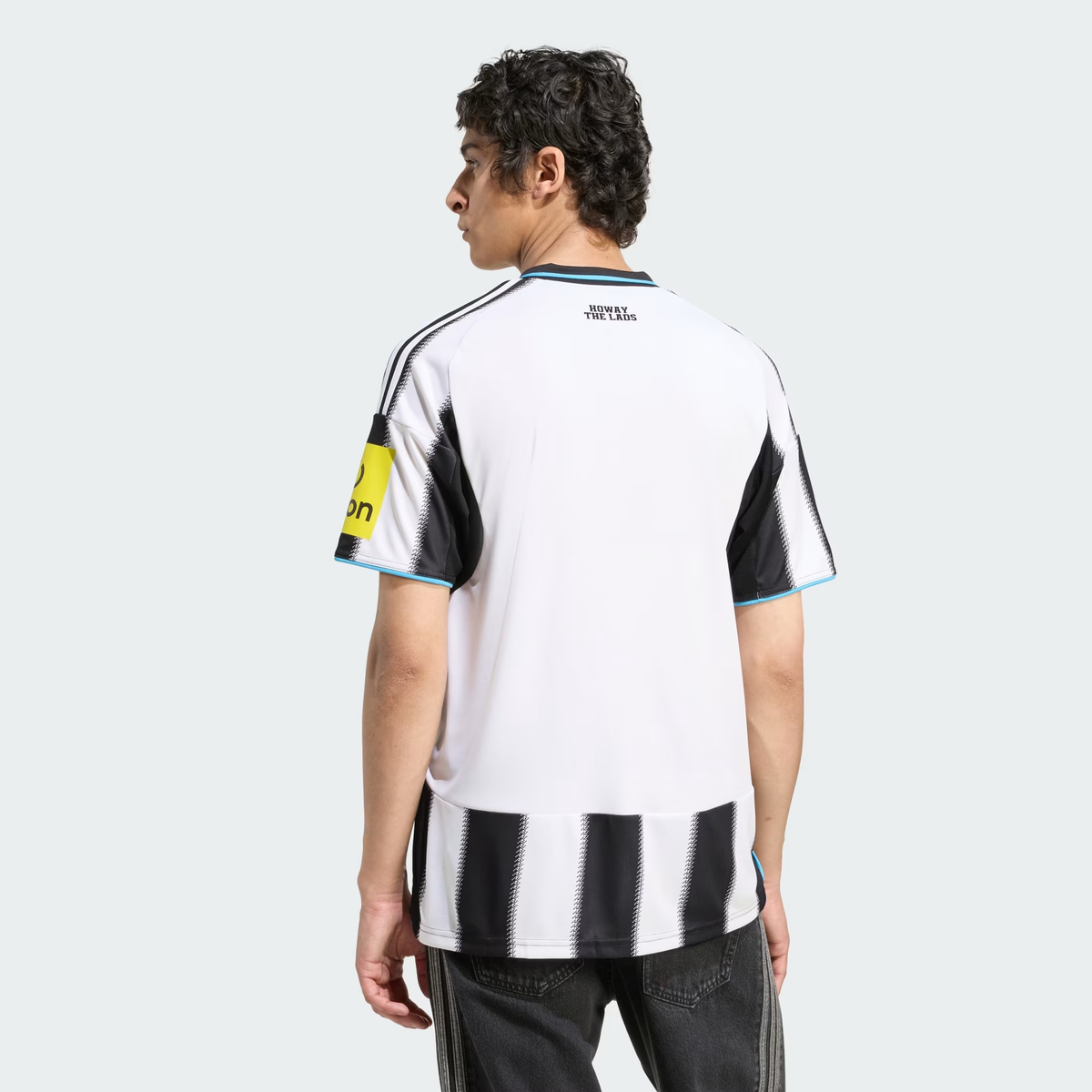 Camisa Newcastle I - 2025/26 Branca e Preta