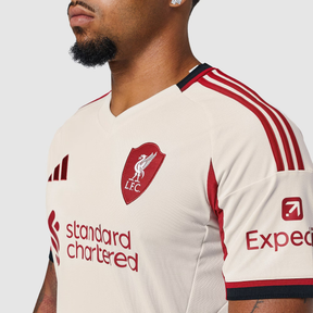 Camisa Liverpool II - 2025/26 Creme